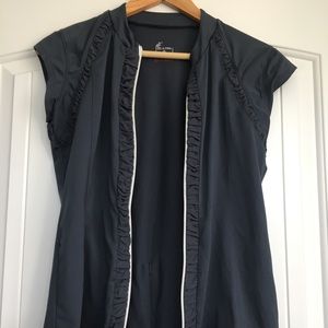 Activewear zipper pull over